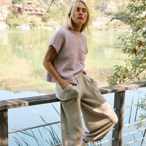 Free People Beach Freya sweater falling petals color XL, NWT (top ONLY)